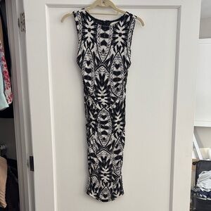Monochrome Sleeveless Midi Dress